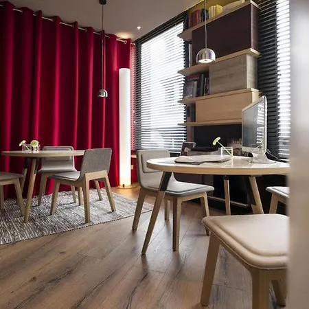 Les Jardins D' Alesia 3* Montrouge